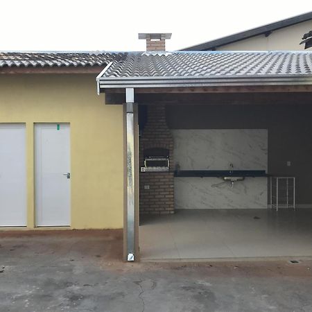 Bela Casa Com Churrasqueira E Estacionamento Villa Olímpia Екстериор снимка